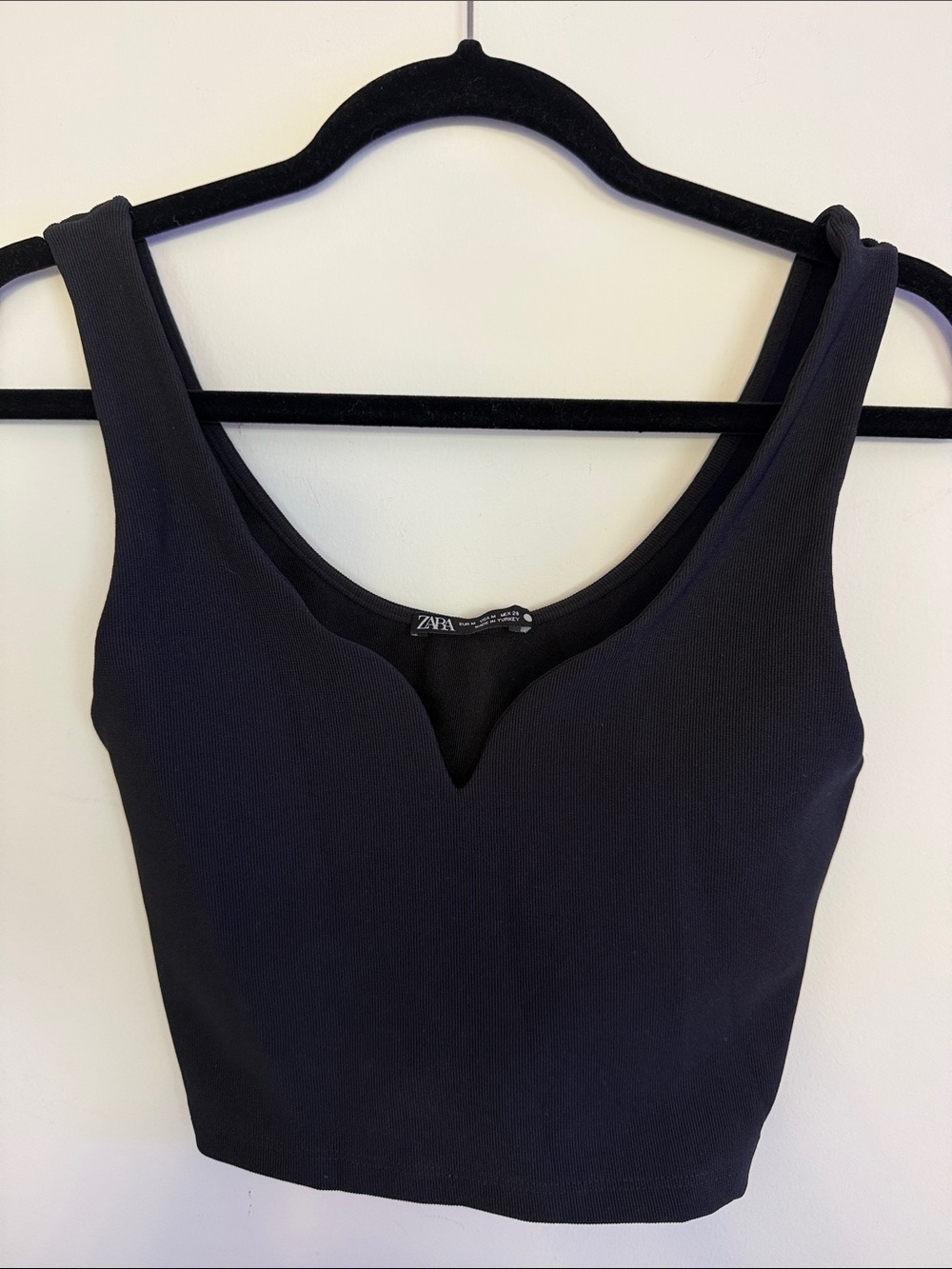 Zara Black Cropped V-Notch Tank Top